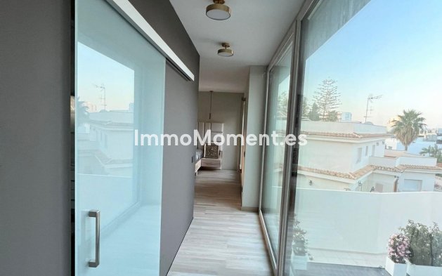 Resale - Detached villa - Benalmadena - Benalmadena Costa