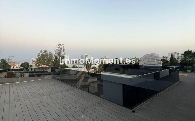 Resale - Detached villa - Benalmadena - Benalmadena Costa