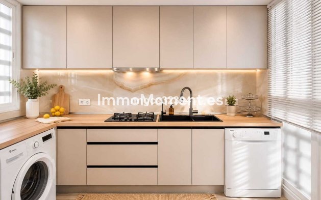 Resale - Apartment - Estepona - New Golden Mile