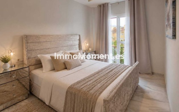 Resale - Apartment - Estepona - New Golden Mile
