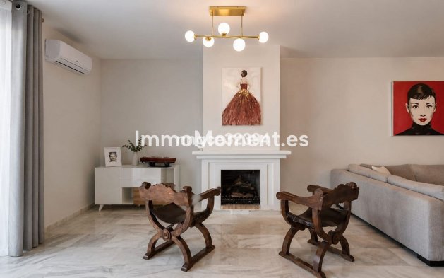 Resale - Apartment - Estepona - New Golden Mile
