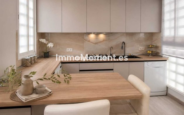 Resale - Apartment - Estepona - New Golden Mile