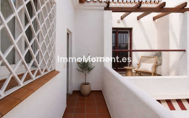 Resale - Apartment - Estepona - New Golden Mile