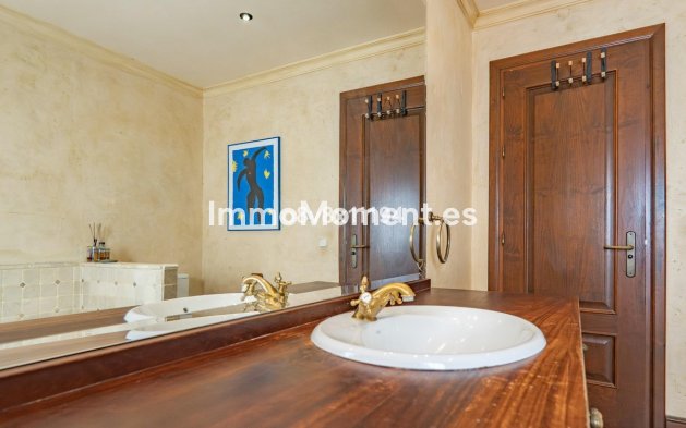 Resale - Detached villa - Marbella - Marbella Centro