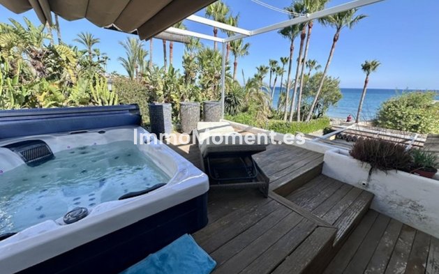 Bestaande woning - Rijtjeshuis - Estepona  - Estepona Centro