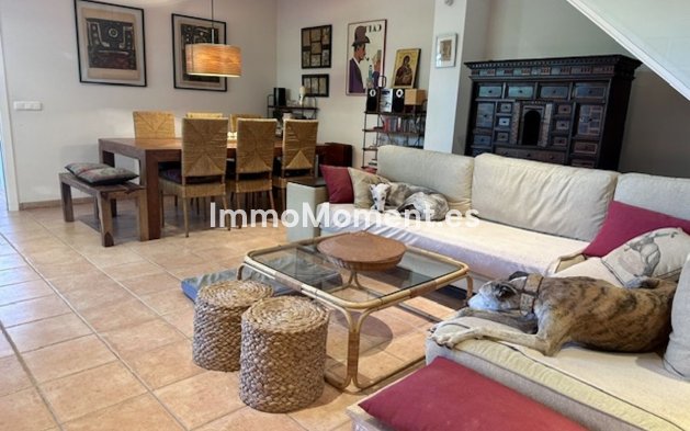 Bestaande woning - Rijtjeshuis - Estepona  - Estepona Centro