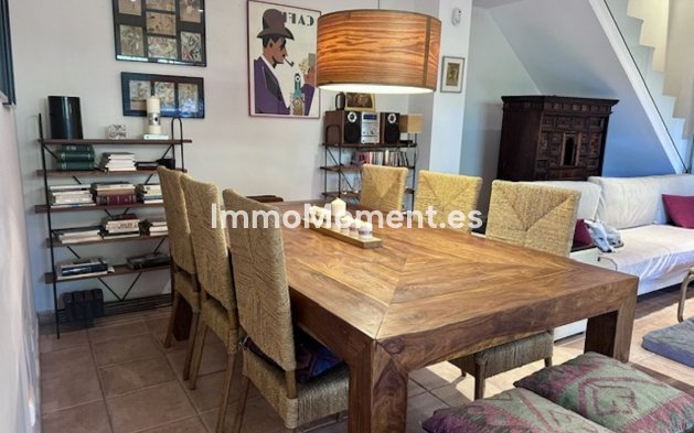 Bestaande woning - Rijtjeshuis - Estepona  - Estepona Centro