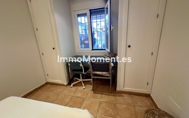Bestaande woning - Rijtjeshuis - Estepona  - Estepona Centro