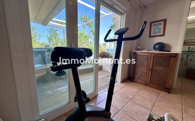 Bestaande woning - Rijtjeshuis - Estepona  - Estepona Centro
