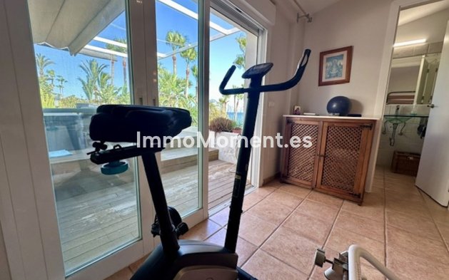Bestaande woning - Rijtjeshuis - Estepona  - Estepona Centro