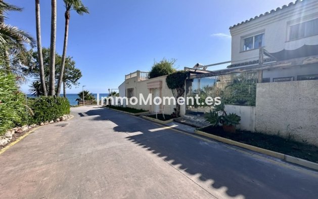 Bestaande woning - Rijtjeshuis - Estepona  - Estepona Centro