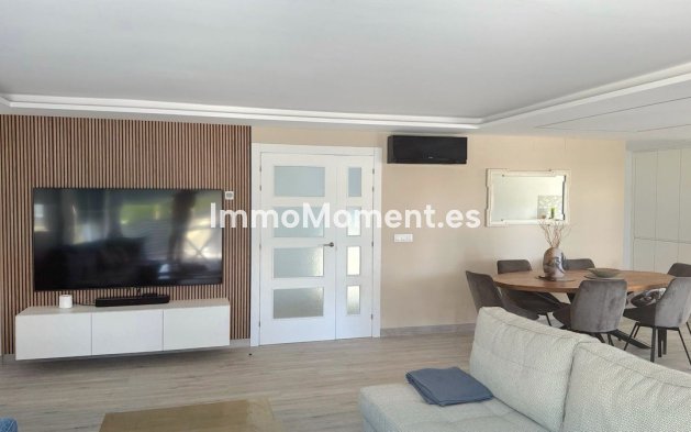 Resale - Detached villa - Alfaz del Pi - L'Alfás del Pi Centro