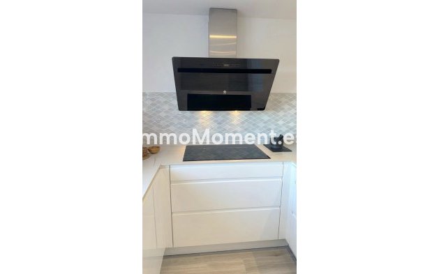 Resale - Detached villa - Alfaz del Pi - L'Alfás del Pi Centro