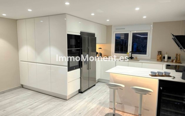 Resale - Detached villa - Alfaz del Pi - L'Alfás del Pi Centro