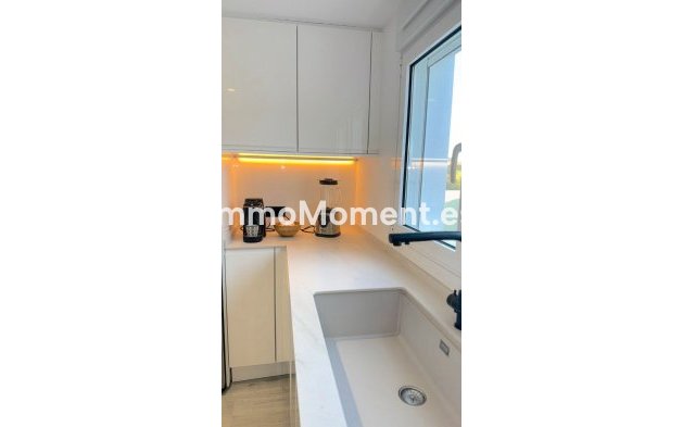 Resale - Detached villa - Alfaz del Pi - L'Alfás del Pi Centro