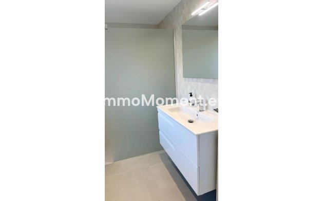 Resale - Detached villa - Alfaz del Pi - L'Alfás del Pi Centro