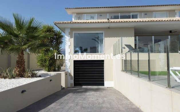 Resale - Detached villa - Alfaz del Pi - L'Alfás del Pi Centro