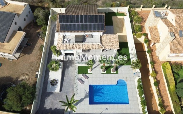 Resale - Detached villa - Alfaz del Pi - L'Alfás del Pi Centro