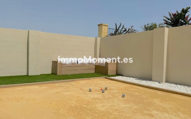 Resale - Detached villa - Alfaz del Pi - L'Alfás del Pi Centro