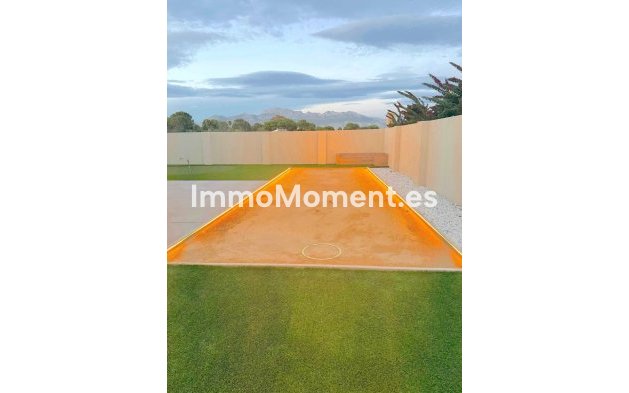 Resale - Detached villa - Alfaz del Pi - L'Alfás del Pi Centro