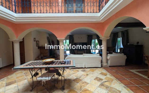 Resale - Detached villa - Sotogrande - Sotogrande Alto