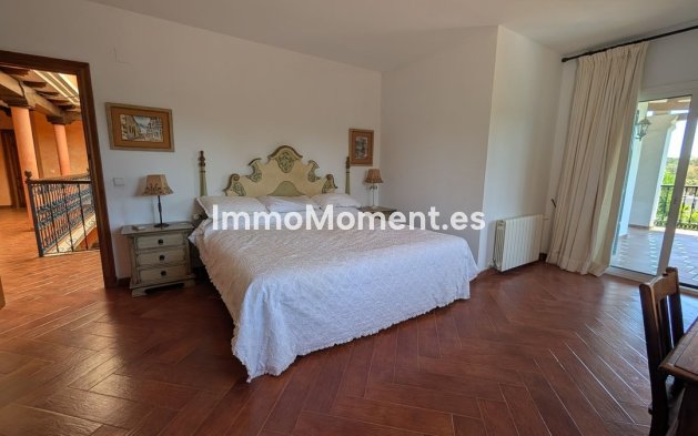 Resale - Detached villa - Sotogrande - Sotogrande Alto