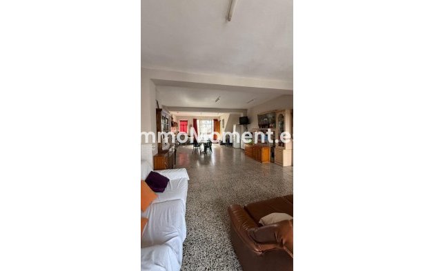 Revente - Maison mitoyenne - Intérieur                       - Guaro
