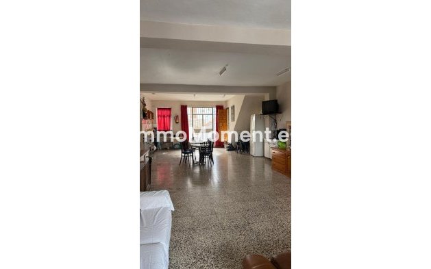 Revente - Maison mitoyenne - Intérieur                       - Guaro