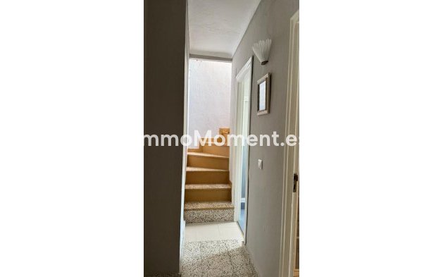 Revente - Maison mitoyenne - Intérieur                       - Guaro