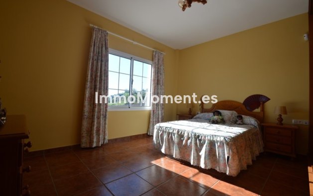 Resale - Detached villa - Benalmadena - Benalmadena Centro
