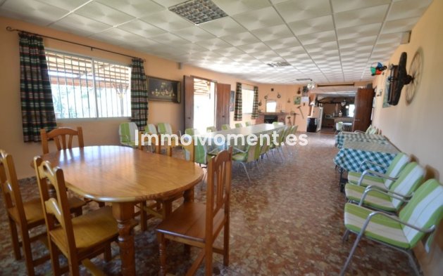 Resale - Detached villa - Benalmadena - Benalmadena Centro