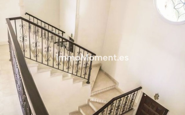 Resale - Detached villa - Marbella - Nueva Andalucía
