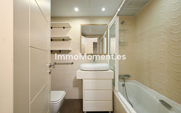 Resale - Apartment - Fuengirola - Fuengirola Centro