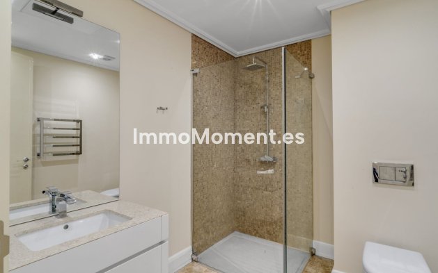 Bestaande woning - Vrijstaande villa - Marbella - The Golden Mile
