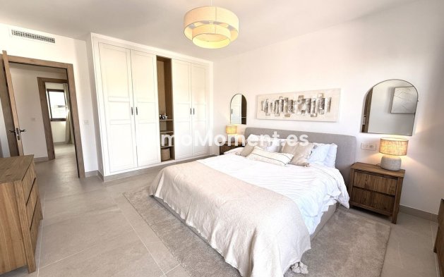 Resale - Townhouse - Estepona - Estepona Centro