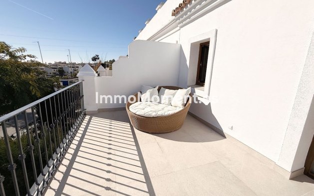 Resale - Townhouse - Estepona - Estepona Centro