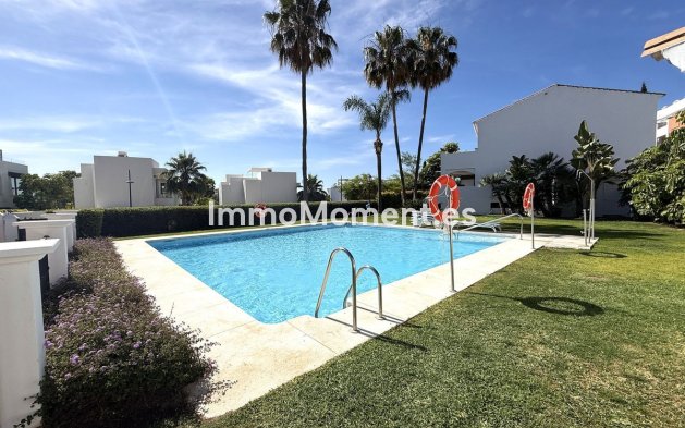Resale - Townhouse - Estepona - Estepona Centro