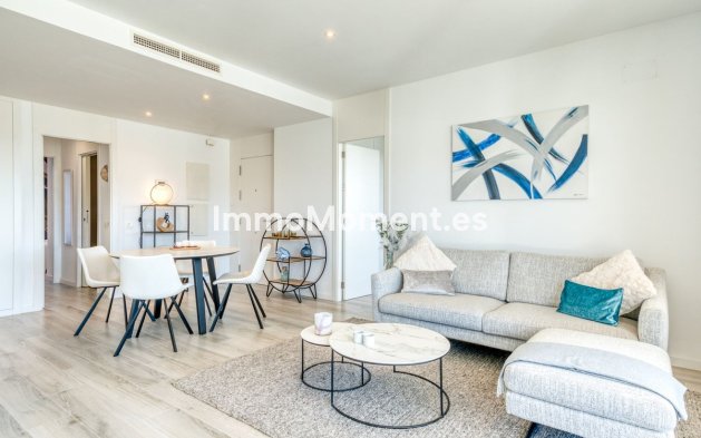 Resale - Apartment - Estepona - Estepona Centro