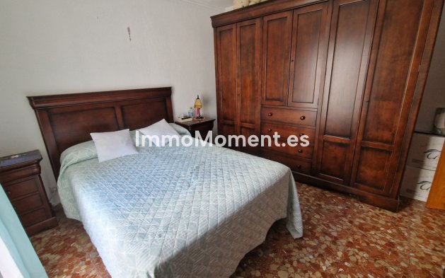 Resale - Townhouse - Estepona - Estepona Centro