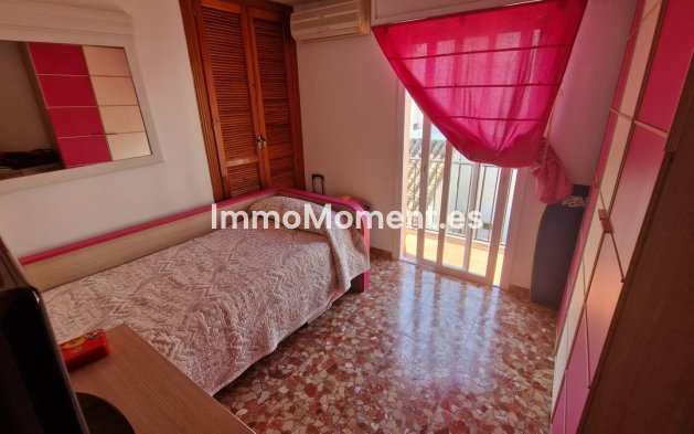 Resale - Townhouse - Estepona - Estepona Centro