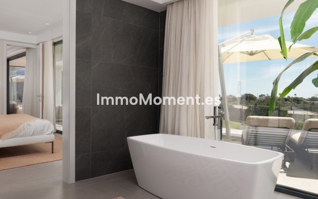 Resale - Detached villa - Marbella - Cabopino