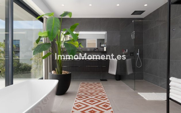 Resale - Detached villa - Marbella - Cabopino
