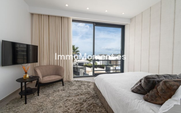 Resale - Detached villa - Marbella - Cabopino