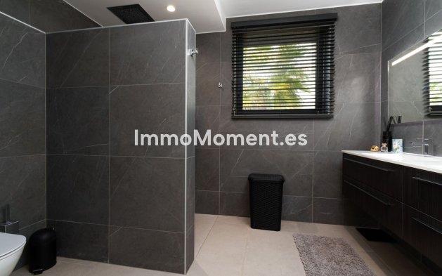 Resale - Detached villa - Marbella - Cabopino