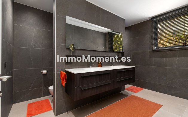 Resale - Detached villa - Marbella - Cabopino