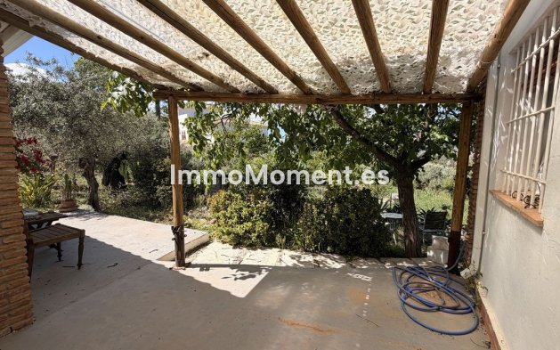 Resale - Detached villa - Inland  - Alhaurín el Grande Centro