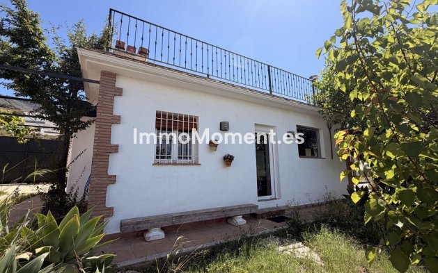 Resale - Detached villa - Inland  - Alhaurín el Grande Centro