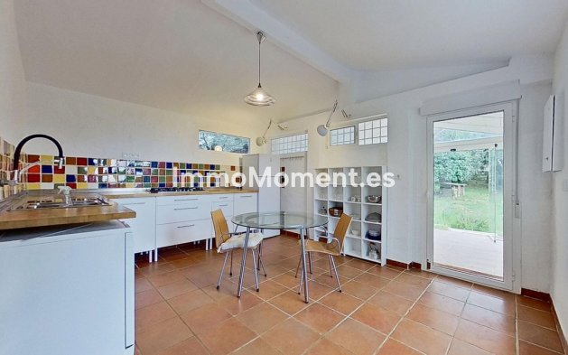 Resale - Detached villa - Inland  - Alhaurín el Grande Centro