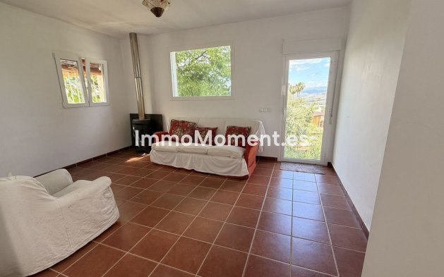 Resale - Detached villa - Inland  - Alhaurín el Grande Centro