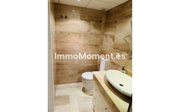 Wiederverkauf - Wohnung - Marbella - Elviria